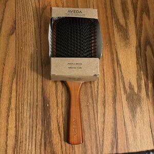 Aveda paddle brush